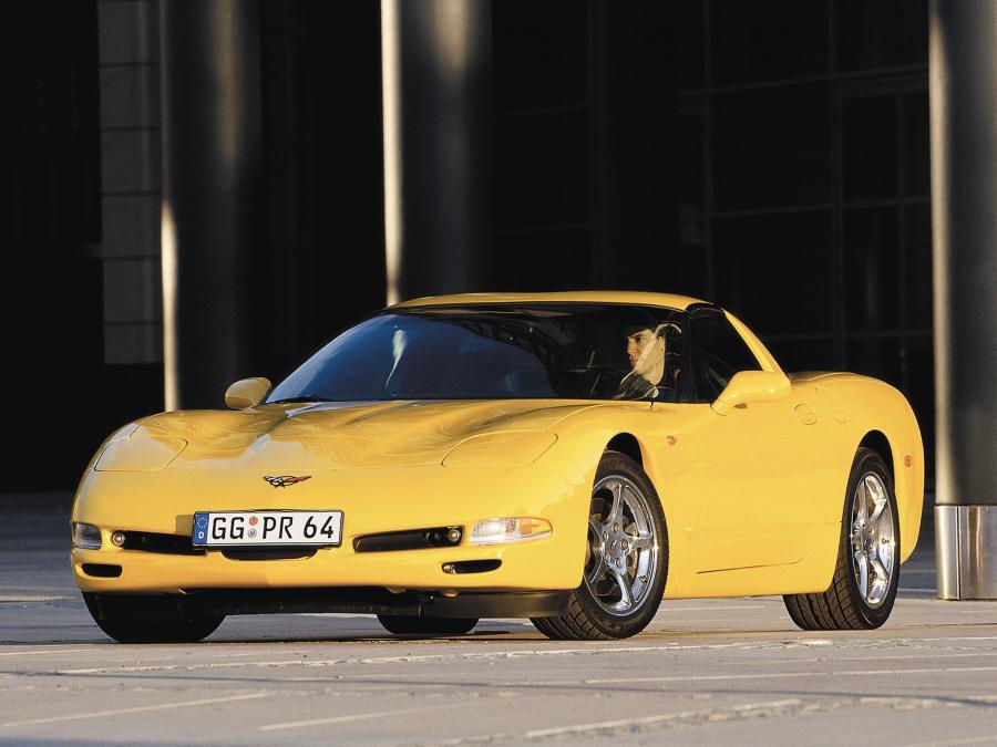  Chevrolet Corvette Coupe 1997 года  (EU) (фото 17 из 22)